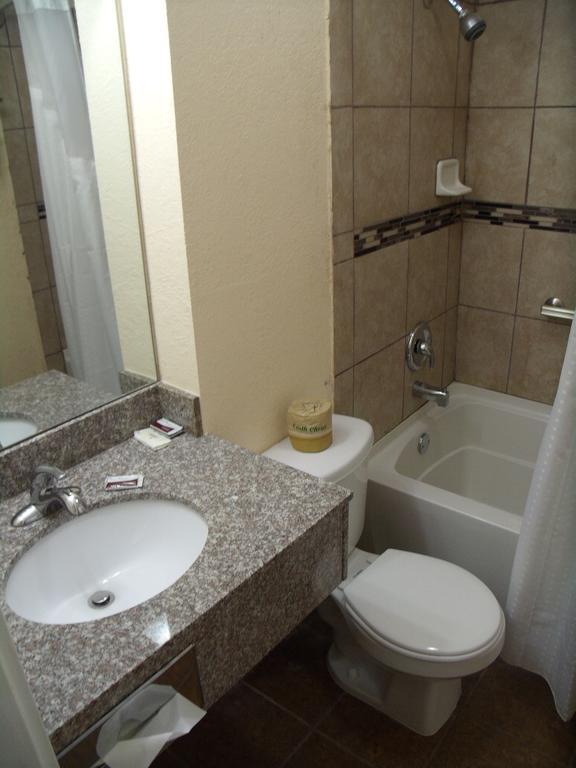 Country Inn Sterling Ngoại thất bức ảnh